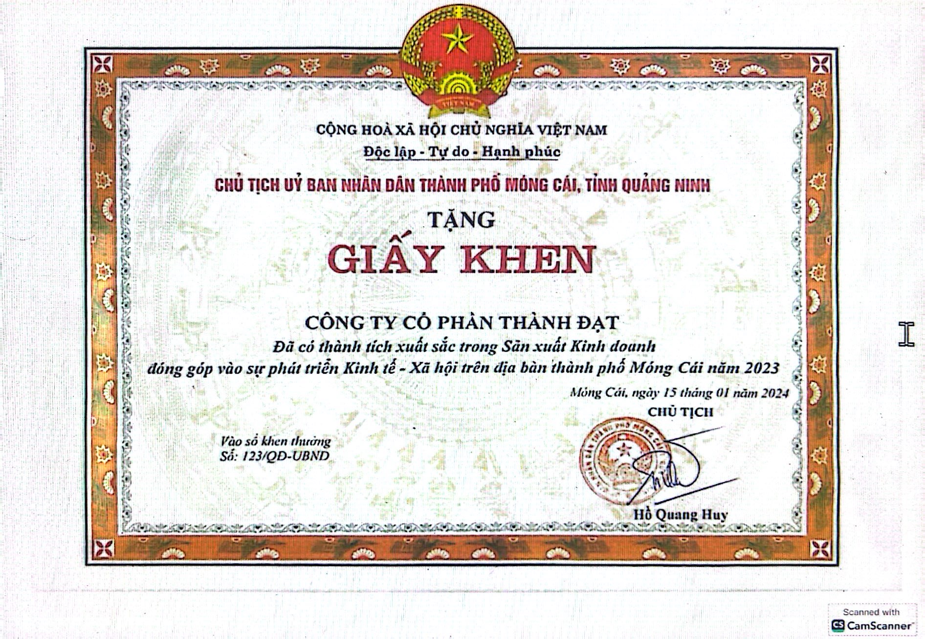 Đã có thành tích xuất sắc, trong Sản xuất Kinh doanh đóng góp vào sự phát triểm Kinh tế  - Xã hội trên địa bàn thành phố Móng Cái năm 2023